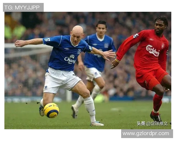 退役足球明星的传奇人生与荣耀瞬间回顾